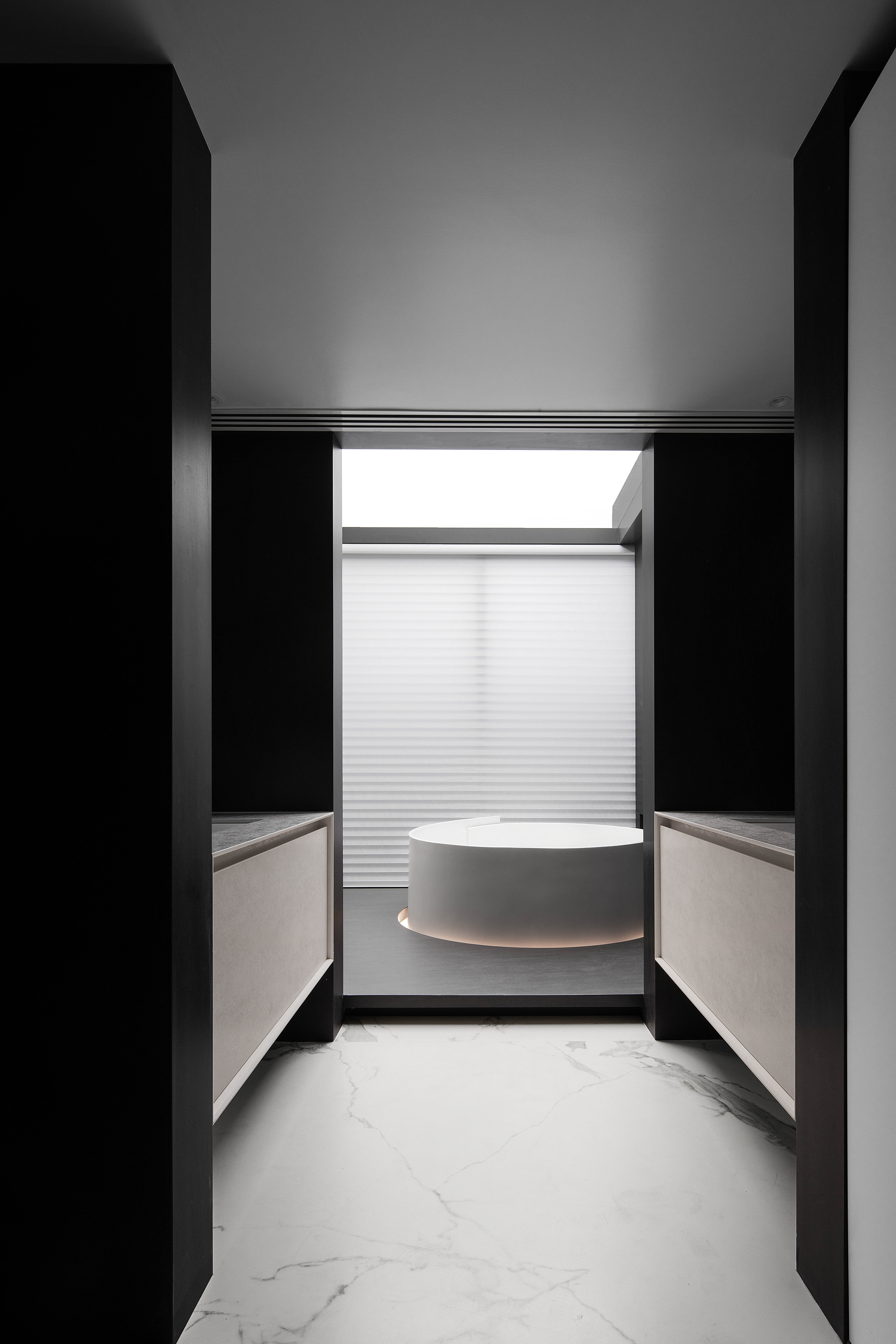 Neolith Fusion Satin BASALT BLACK - obrazek 6